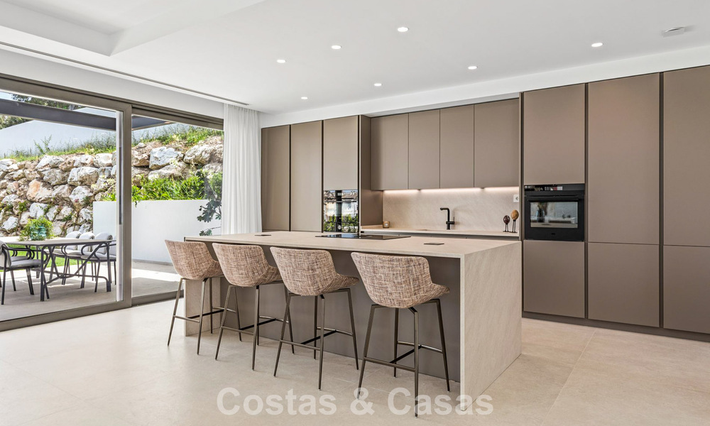 Contemporary luxury villa for sale in the green hills near San Pedro in Marbella - Benahavis 784352