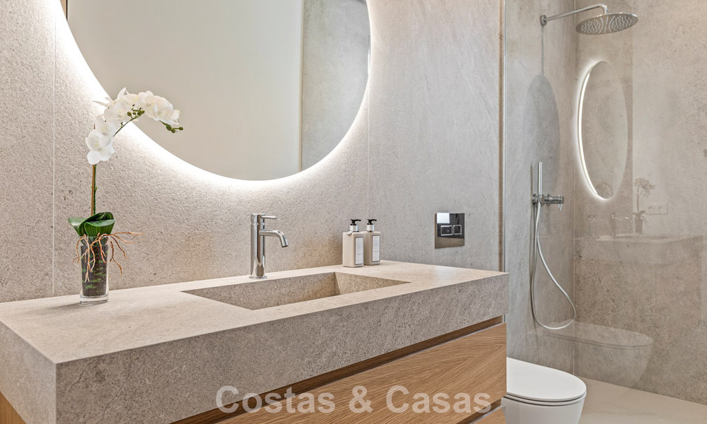 Contemporary luxury villa for sale in the green hills near San Pedro in Marbella - Benahavis 784368