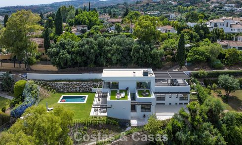 Contemporary luxury villa for sale in the green hills near San Pedro in Marbella - Benahavis 784371