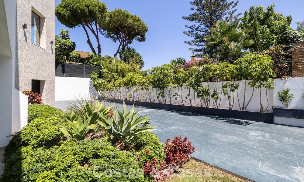 Villa with Mediterranean charm and a modern touch for sale near the center of San Pedro, Marbella 784375