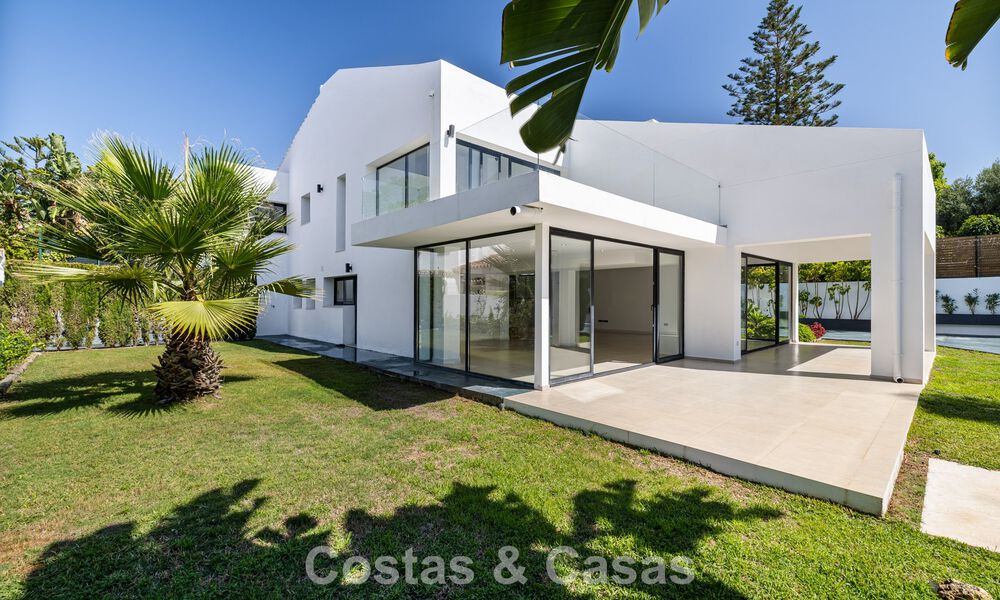 Villa with Mediterranean charm and a modern touch for sale near the center of San Pedro, Marbella 784389