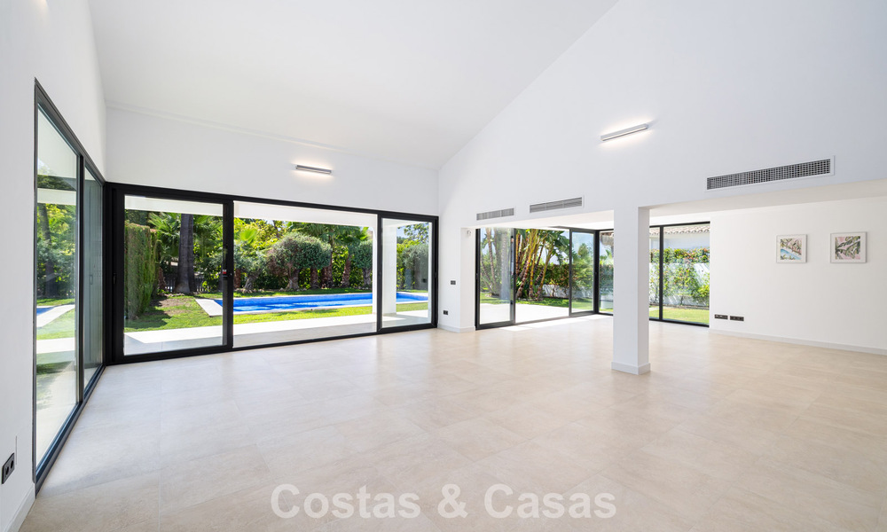 Villa with Mediterranean charm and a modern touch for sale near the center of San Pedro, Marbella 784404