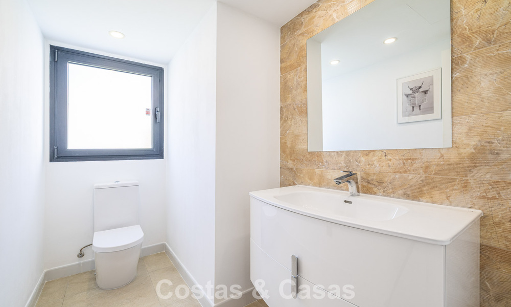 Villa with Mediterranean charm and a modern touch for sale near the center of San Pedro, Marbella 784405