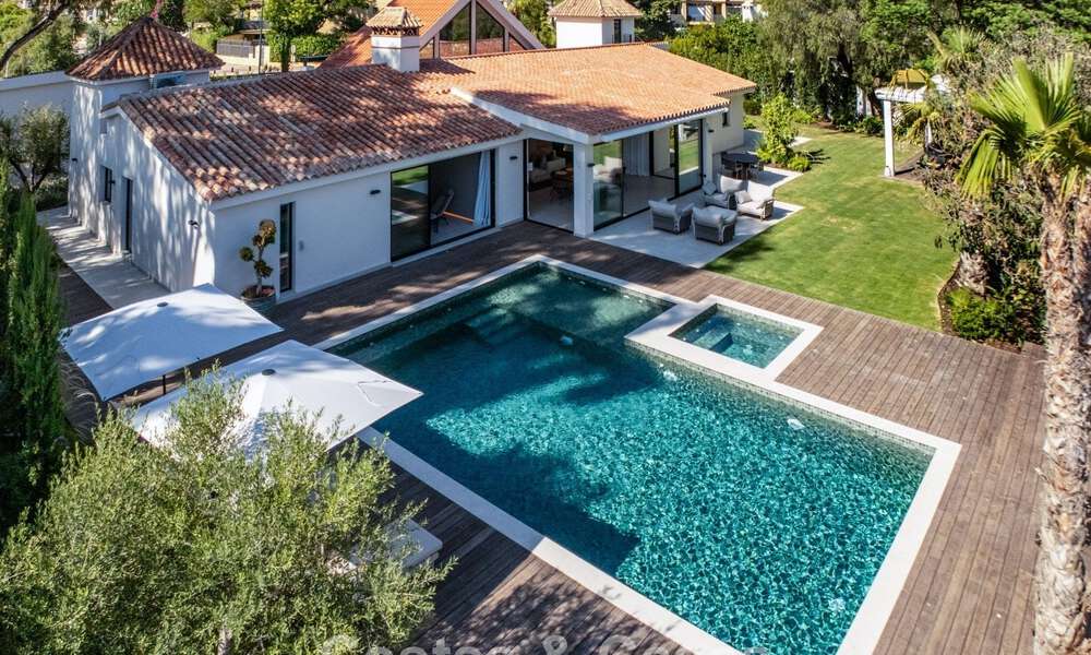 Exclusive, single-story villa for sale just steps from the beach and amenities in San Pedro and Puerto Banus, Marbella 784429