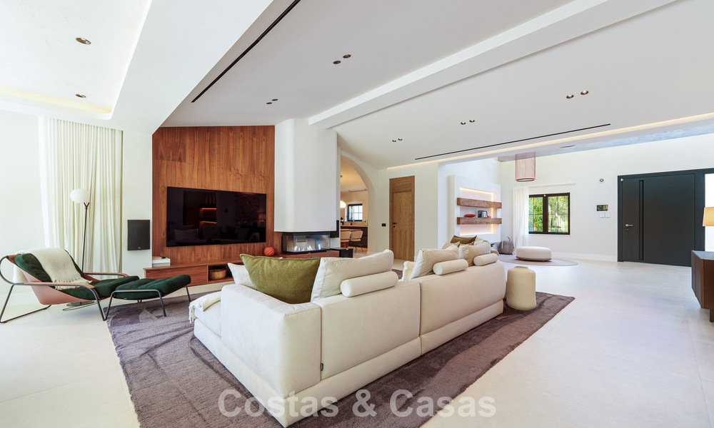 Exclusive, single-story villa for sale just steps from the beach and amenities in San Pedro and Puerto Banus, Marbella 784464