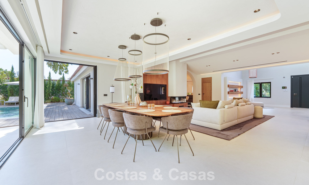 Exclusive, single-story villa for sale just steps from the beach and amenities in San Pedro and Puerto Banus, Marbella 784465