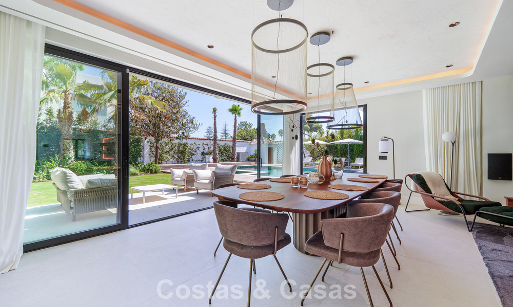 Exclusive, single-story villa for sale just steps from the beach and amenities in San Pedro and Puerto Banus, Marbella 784466