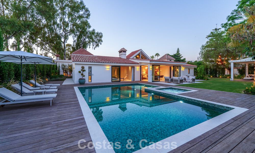 Exclusive, single-story villa for sale just steps from the beach and amenities in San Pedro and Puerto Banus, Marbella 784481