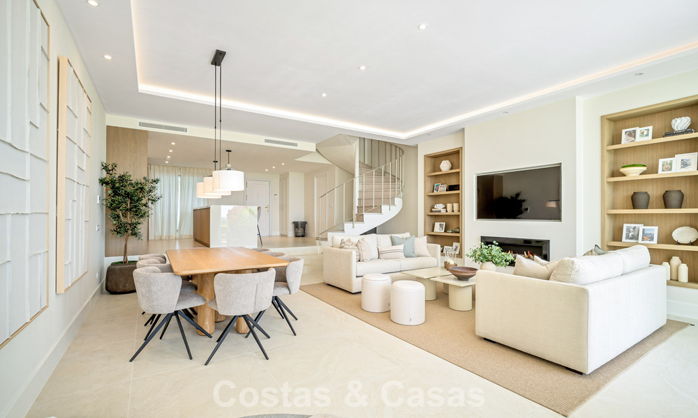 Stunningly renovated townhouse for sale on the frontline of La Quinta golf in Marbella - Benahavis 784546
