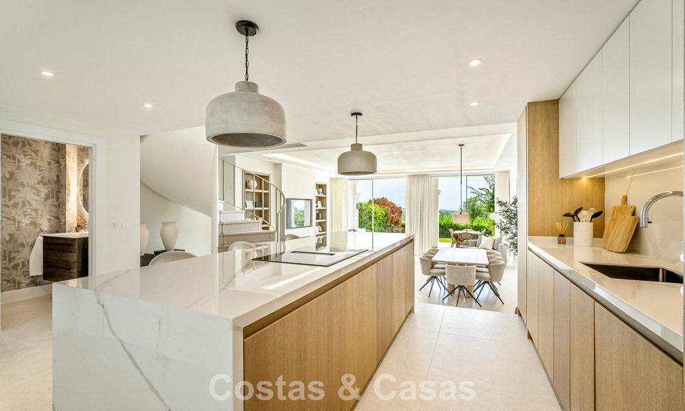 Stunningly renovated townhouse for sale on the frontline of La Quinta golf in Marbella - Benahavis 784550