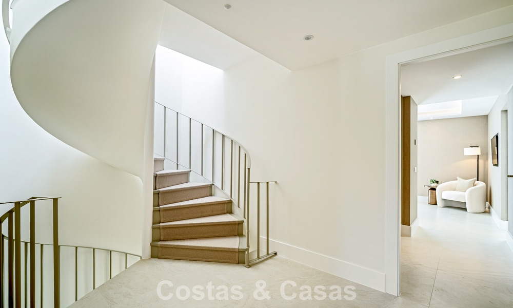 Stunningly renovated townhouse for sale on the frontline of La Quinta golf in Marbella - Benahavis 784557