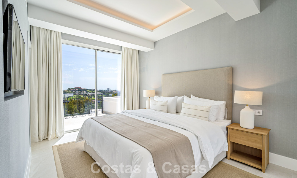 Stunningly renovated townhouse for sale on the frontline of La Quinta golf in Marbella - Benahavis 784568