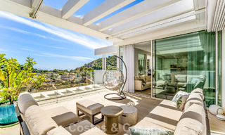 Contemporary luxury apartment with sea views for sale in a boutique complex near Marbella town 784595 