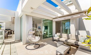 Contemporary luxury apartment with sea views for sale in a boutique complex near Marbella town 784596 