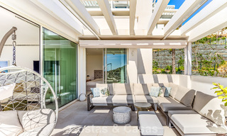 Contemporary luxury apartment with sea views for sale in a boutique complex near Marbella town 784597 