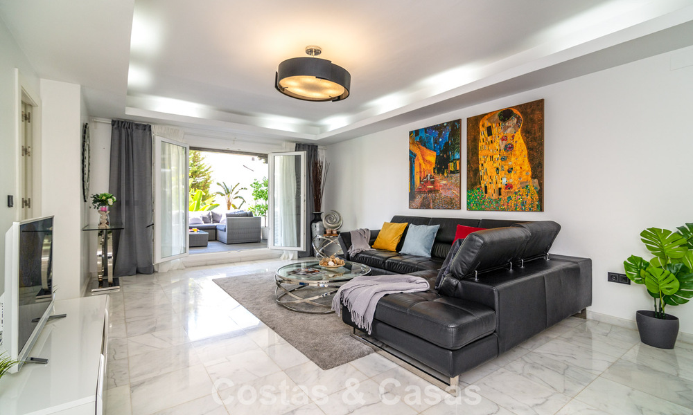 Luxury apartment for sale in the prestigious Puente Romano resort on Marbella's Golden Mile 784657