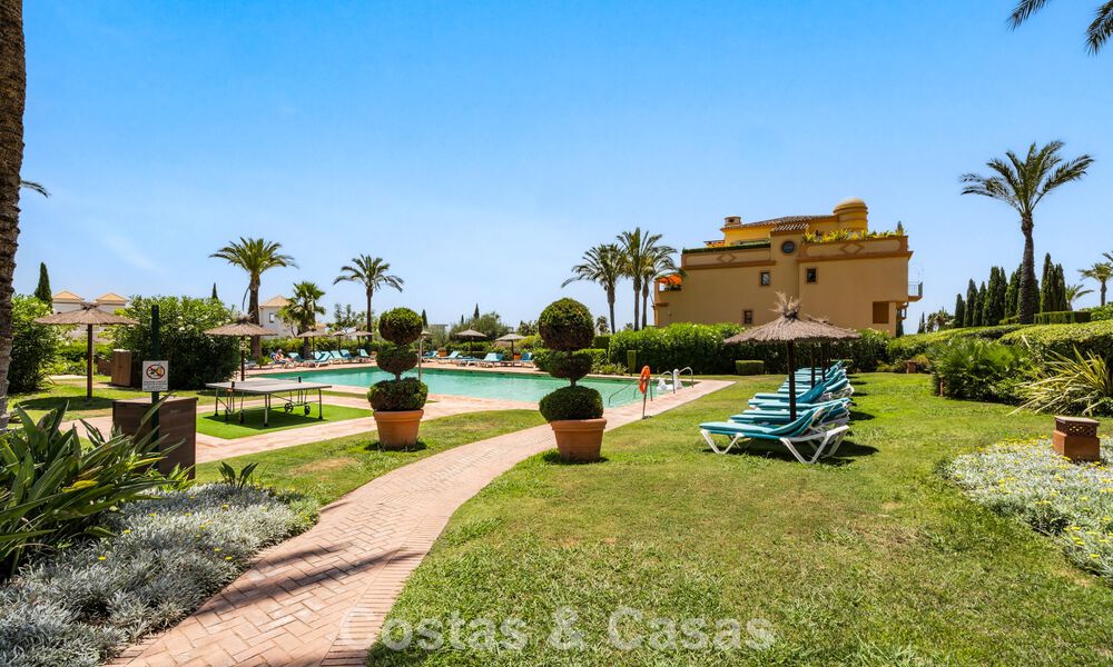 Apartments for sale at Four Seasons in Los Flamingos Golf, Benahavis - Marbella 784486