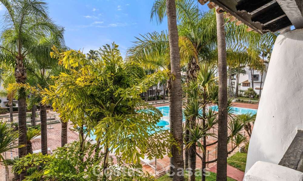 3-bedroom apartment in a boutique complex for sale in Puente Romano on Marbella's Golden Mile 784520