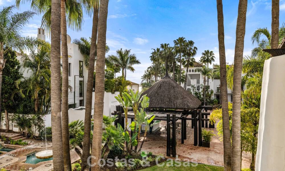 3-bedroom apartment in a boutique complex for sale in Puente Romano on Marbella's Golden Mile 784523