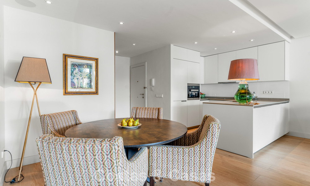 3-bedroom apartment in a boutique complex for sale in Puente Romano on Marbella's Golden Mile 784527