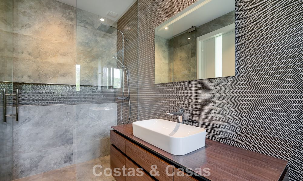 Impressive villa with authentic architecture and sea views for sale in Sierra Blanca on Marbella's Golden Mile 784621