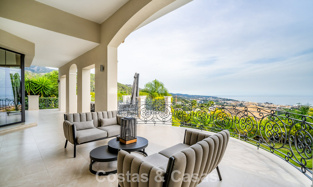Impressive villa with authentic architecture and sea views for sale in Sierra Blanca on Marbella's Golden Mile 784640