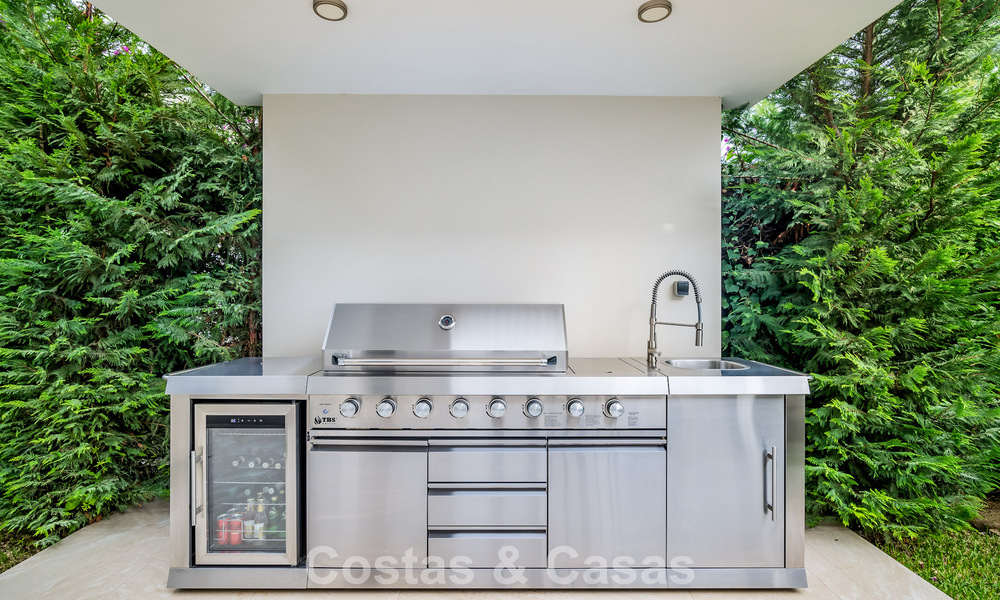 Impressive villa with authentic architecture and sea views for sale in Sierra Blanca on Marbella's Golden Mile 784642