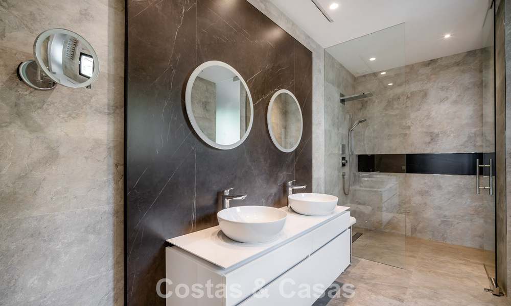 Impressive villa with authentic architecture and sea views for sale in Sierra Blanca on Marbella's Golden Mile 784653