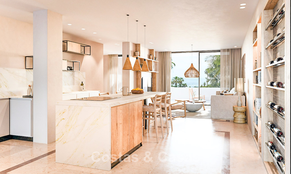 Renovated apartment with sea views for sale in a frontline beach complex within walking distance of Puerto Banús, Marbella 784675