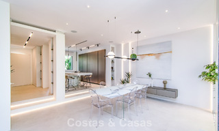 High-quality renovated beachfront townhouse with stunning sea views for sale on Marbella's Golden Mile 784703 