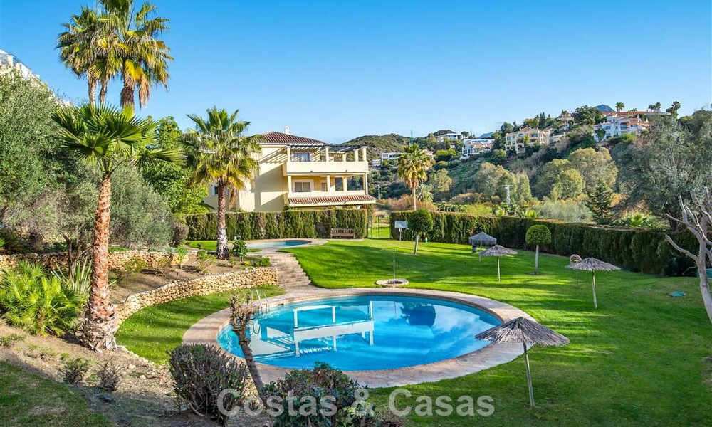 Bright 3-bedroom apartment for sale in La Quinta Golf Resort, Benahavis - Marbella 784723