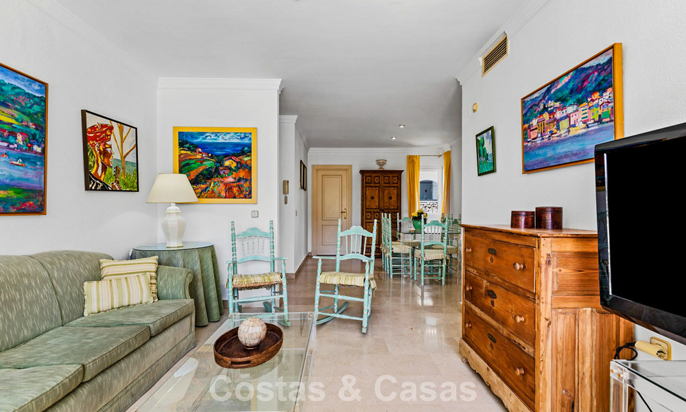 Bright 3-bedroom apartment for sale in La Quinta Golf Resort, Benahavis - Marbella 784727