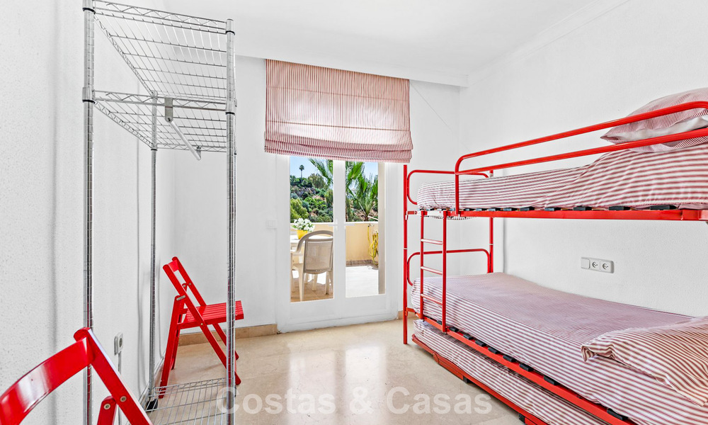 Bright 3-bedroom apartment for sale in La Quinta Golf Resort, Benahavis - Marbella 784731