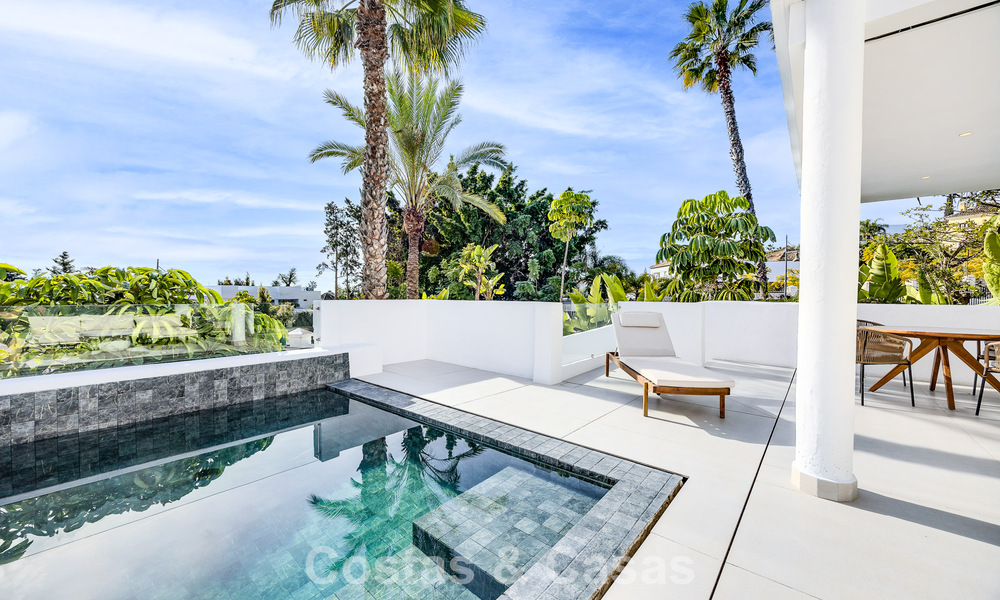 Renovated homes for sale within walking distance of a golf club, New Golden Mile between Marbella and Estepona 784746