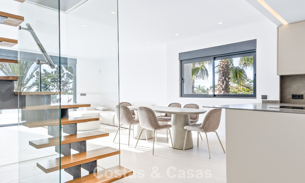 Renovated homes for sale within walking distance of a golf club, New Golden Mile between Marbella and Estepona 784780