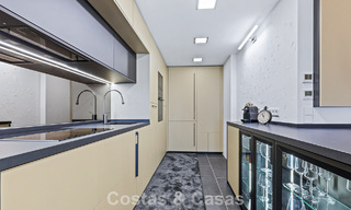 Modernized luxury apartment with panoramic sea views for sale in a golf resort in Marbella - Benahavis 784834 