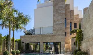 Duplex apartment with villa-like charm for sale in a luxury complex in La Quinta, Marbella - Benahavis 784863 