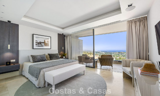 Duplex apartment with villa-like charm for sale in a luxury complex in La Quinta, Marbella - Benahavis 784868 