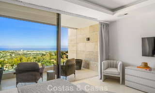 Duplex apartment with villa-like charm for sale in a luxury complex in La Quinta, Marbella - Benahavis 784869 