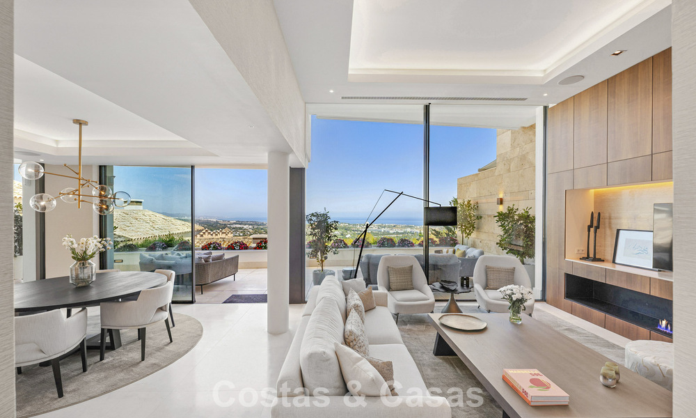 Duplex apartment with villa-like charm for sale in a luxury complex in La Quinta, Marbella - Benahavis 784873