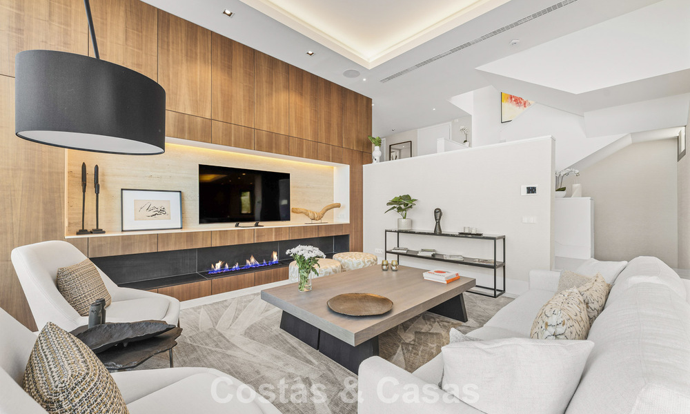 Duplex apartment with villa-like charm for sale in a luxury complex in La Quinta, Marbella - Benahavis 784875