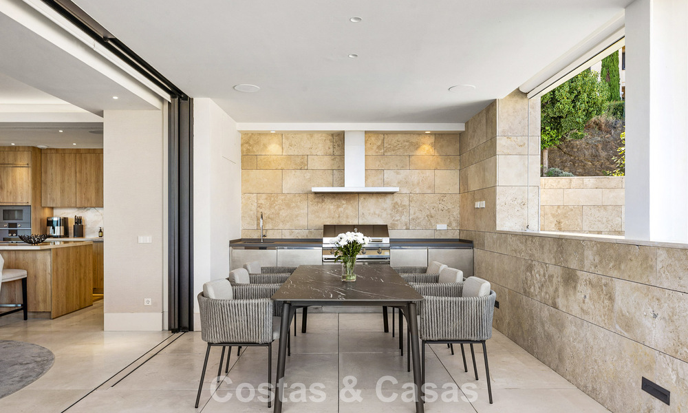 Duplex apartment with villa-like charm for sale in a luxury complex in La Quinta, Marbella - Benahavis 784881