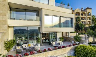 Duplex apartment with villa-like charm for sale in a luxury complex in La Quinta, Marbella - Benahavis 784891 