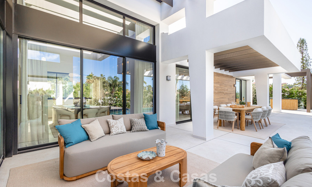 Modernist single-story luxury villa for sale in Nueva Andalucia, Marbella 799820