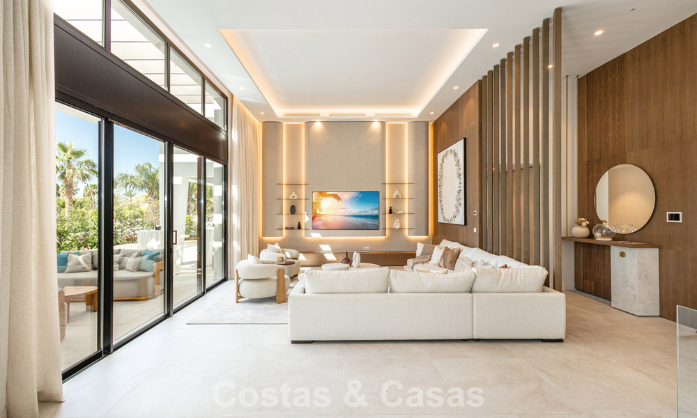 Modernist single-story luxury villa for sale in Nueva Andalucia, Marbella 799833