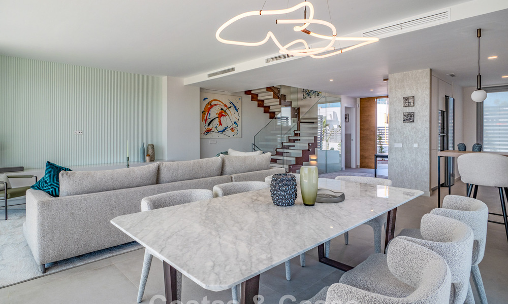 Semi-detached villa with golf, mountain, and sea views for sale close to amenities in Guadalmina and San Pedro, Marbella 784899