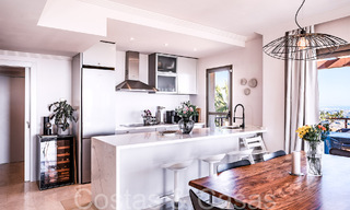 Ready to move in, luxury penthouse with panoramic views of golf, sea and mountains for sale in Benahavis - Marbella 784804 