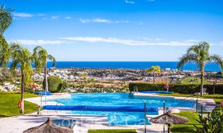 Ready to move in, luxury penthouse with panoramic views of golf, sea and mountains for sale in Benahavis - Marbella 784812 