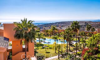 Ready to move in, luxury penthouse with panoramic views of golf, sea and mountains for sale in Benahavis - Marbella 784826 