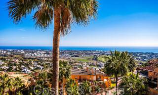 Ready to move in, luxury penthouse with panoramic views of golf, sea and mountains for sale in Benahavis - Marbella 784829 